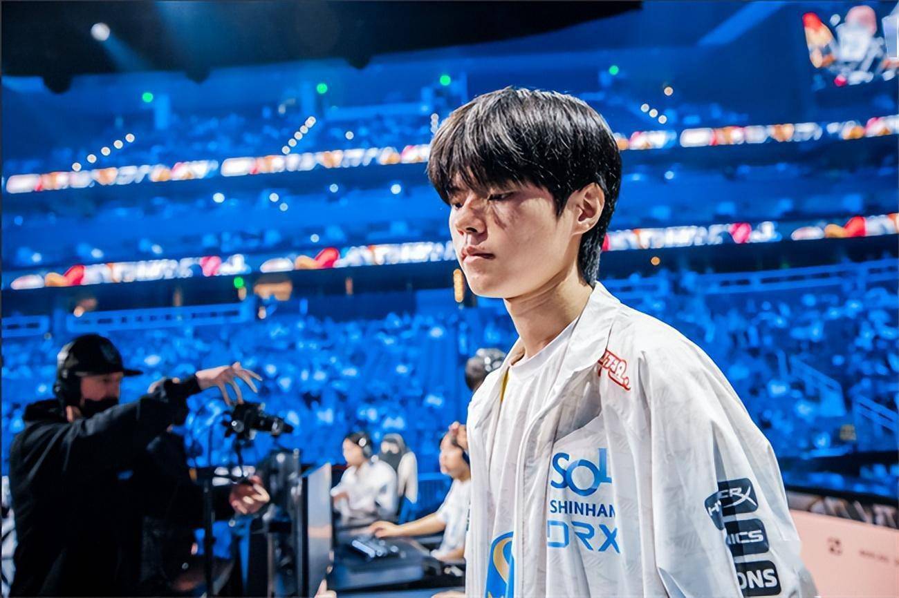 开云体育平台APP-KT险胜LGD，Zeus极限生还后反打强强对话八强赛，强势挺进下一轮